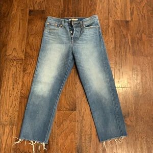 Levi’s wedgie straight (slightly cropped)